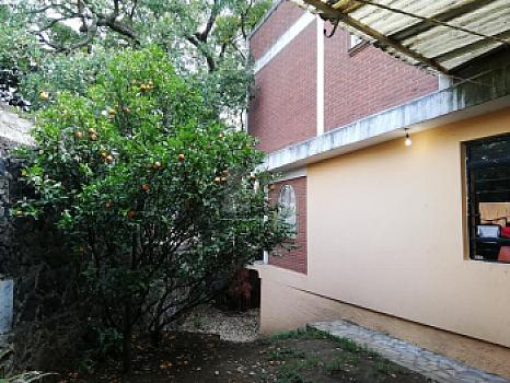 Se vende amplia casa de 5 recámaras en San Juan Tepeximilpa, Tlalpan