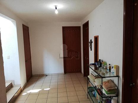 Se vende amplia casa de 5 recámaras en San Juan Tepeximilpa, Tlalpan