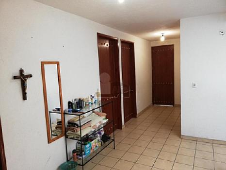 Se vende amplia casa de 5 recámaras en San Juan Tepeximilpa, Tlalpan