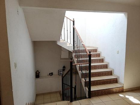 Se vende amplia casa de 5 recámaras en San Juan Tepeximilpa, Tlalpan