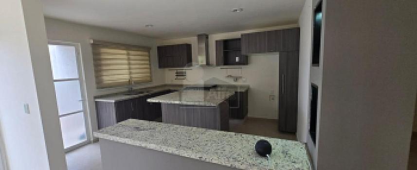 Casa sola en sale en Cañadas del Lago, El Pueblito, Querétaro