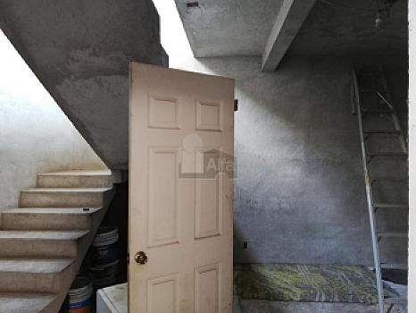 Se vende amplia casa de 5 recámaras en San Juan Tepeximilpa, Tlalpan