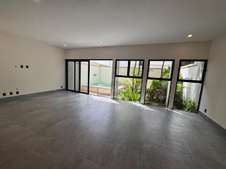 HOUSE FOR SALE IN RÍO RESIDENCIAL, CANCÚN