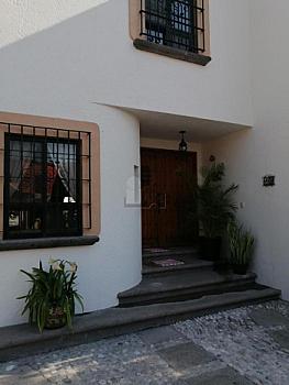 Casa en fraccionamiento exclusivo en Corregidora