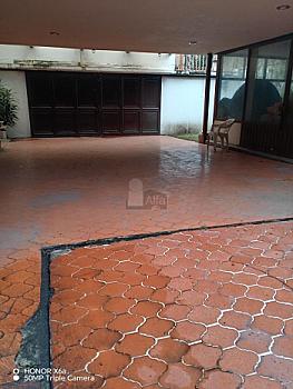 Se vende amplia casa de 4 recámaras en Cantil del Pedregal, Coyoacán