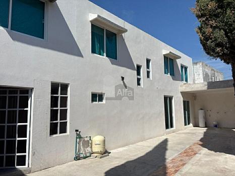 Casa en venta en Magisterial Periferico Sur, Puebla, Puebla.