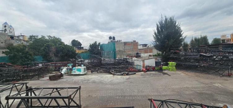 Venta o Renta de Terreno con uso de Suelo Comercial en Ecatepec de Morelos