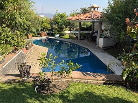Casa sola en venta Burgos Bugambilias Temixco Mor.