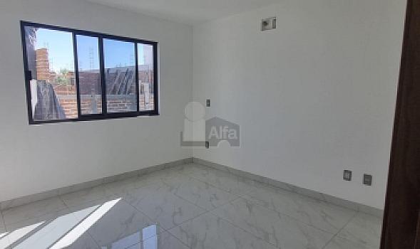 Casa en Mayorca Residencial con acabados de lujo y recámara en planta baja