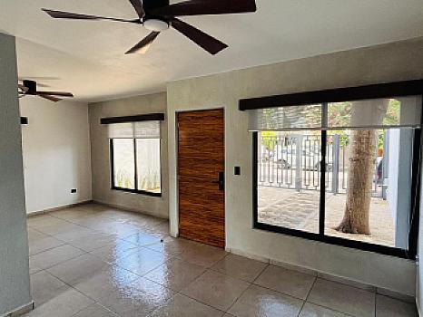 casa de 3 habitaciones y 1.5 baños, Santa Fe, Playa del Carmen