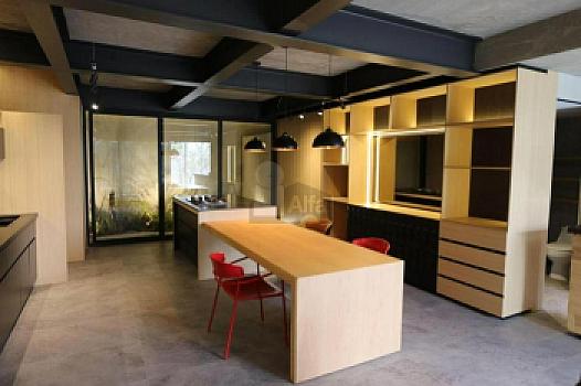 Casa con diseño Industrial, ven y conócela!