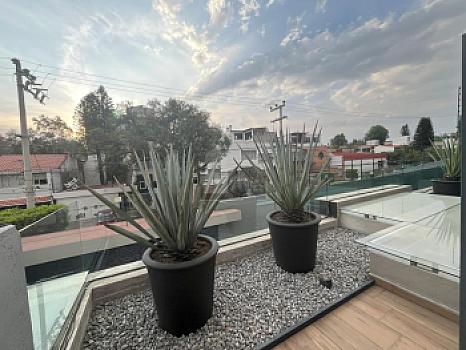 Esta residencia en Ciudad Satélite está diseñada para acompañar a tu familia en cada paso