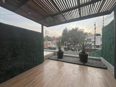 Esta residencia en Ciudad Satélite está diseñada para acompañar a tu familia en cada paso