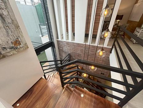 Esta residencia en Ciudad Satélite está diseñada para acompañar a tu familia en cada paso