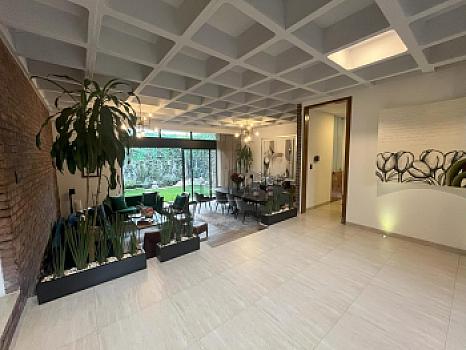 Esta residencia en Ciudad Satélite está diseñada para acompañar a tu familia en cada paso