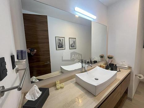Esta residencia en Ciudad Satélite está diseñada para acompañar a tu familia en cada paso