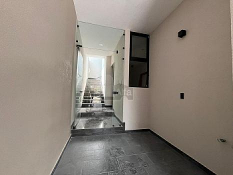 Ven y enamórate de esta Residencia en Rancho San Juan