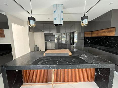 Ven y enamórate de esta Residencia en Rancho San Juan