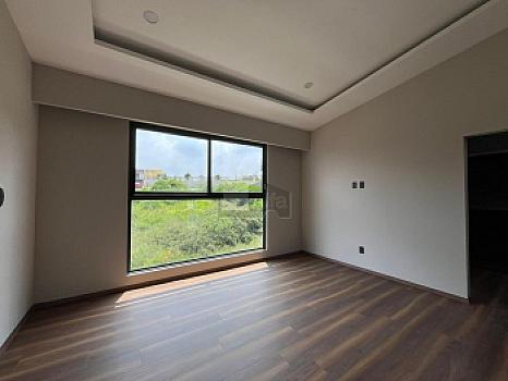 Ven y enamórate de esta Residencia en Rancho San Juan
