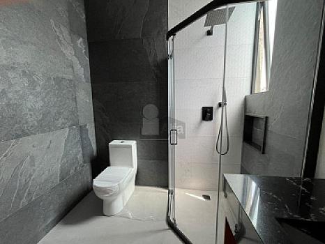 Ven y enamórate de esta Residencia en Rancho San Juan