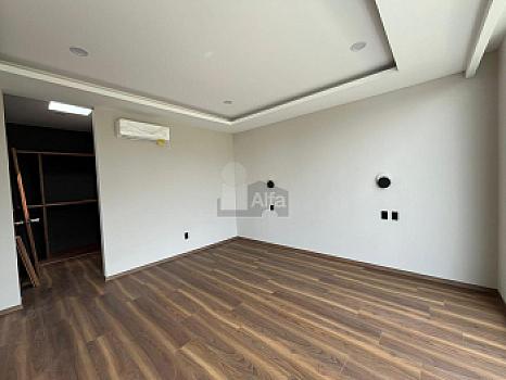 Ven y enamórate de esta Residencia en Rancho San Juan