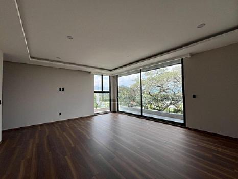 Ven y enamórate de esta Residencia en Rancho San Juan