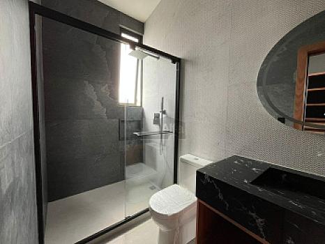 Ven y enamórate de esta Residencia en Rancho San Juan