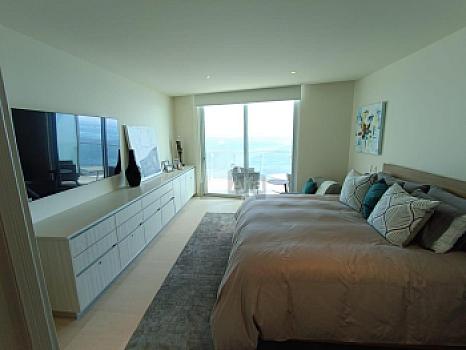 Furnished apartment for sale in SLS Puerto Cancún with 4 bedrooms and 4.5 bathrooms