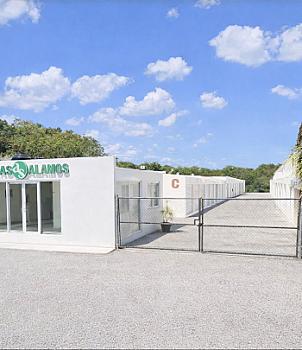 Minibodegas en zona Huayacan oportunidad