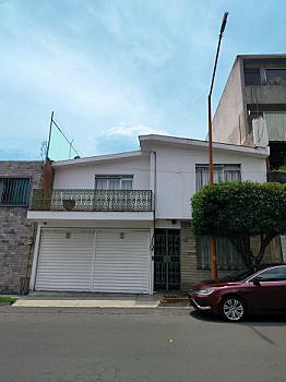 Vendo Casa con Alberca en Col. Ladrillera de Benítez en Puebla, Pue.