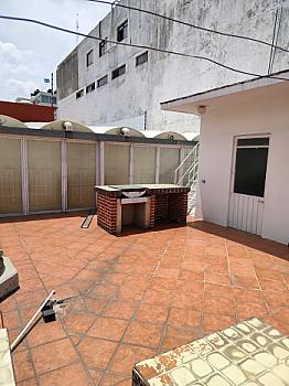 Vendo Casa con Alberca en Col. Ladrillera de Benítez en Puebla, Pue.