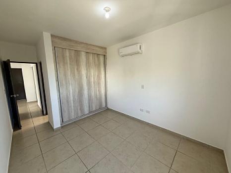 Casa a 800 Mts de Playa, en el Nuevo Mazatlán