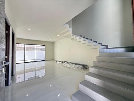 Coto Platino, Casa con Recámara planta baja