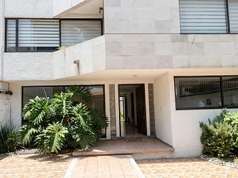 Casa en Paseo de la Herradura  - 4 recámaras -  oportunidad $7.8M