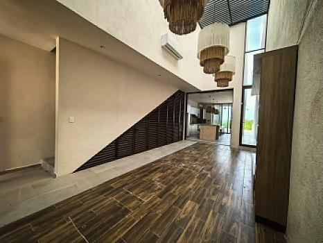 LIVE OCEANFRONT IN TELCHAC PUERTO!