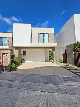 Vive en una casa con espacio y estilo en Bali, Playa del Carmen