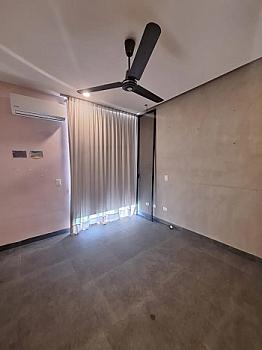 Oportunidad departamento moderno en Tulum con rooftop y alberca