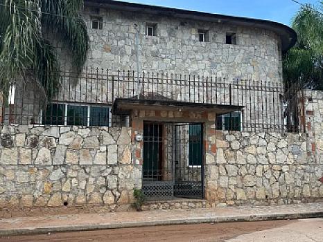 Elegante Residencia de Piedra con Amplios Espacios en Cintalapa