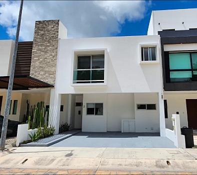 Venta Casa en Residencial de Cancún