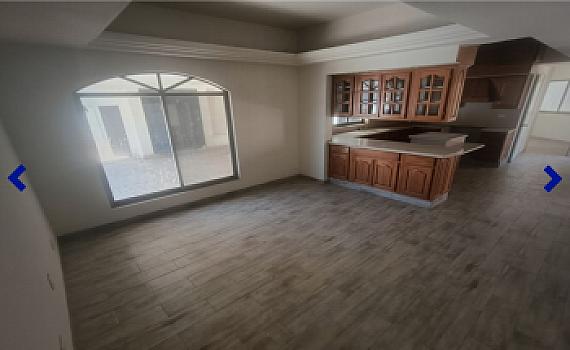 Residencia Exclusiva en El Fresno con Amplios Espacios y Elegancia