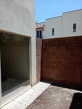 Casa moderna en Alta California | Amplios espacios