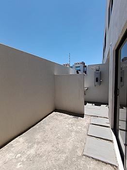 Moderna Casa en San Agustín con Espacios Amplios y Elegantes
