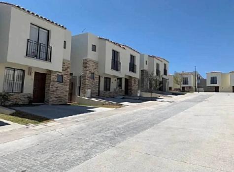 HERMOSA CASA EN RENTA EN CAPITAL SUR