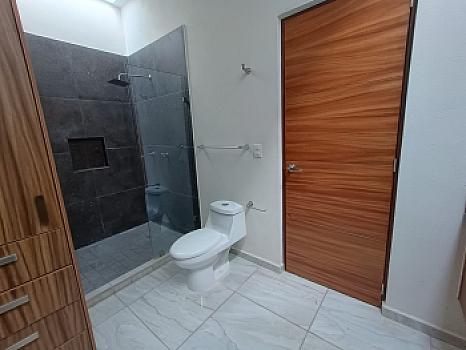 Descubre el Estilo y Confort de Esta Moderna Residencia en Colima