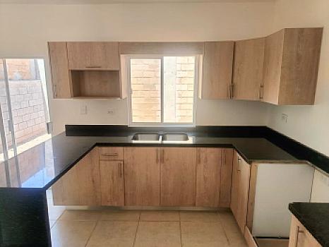 Estrena Estilo y Comodidad en Residencial Senderos, Torreón