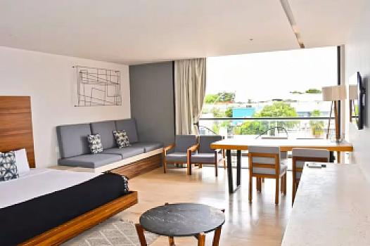 Amplio estudio en venta en Playa del Carmen amueblado