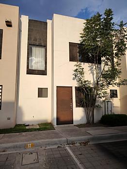 Casa de dos recamaras en venta rincones del Marqués