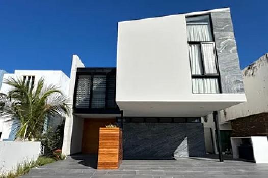 VIVE EN ESTA PRIVADA EXCLUSIVA