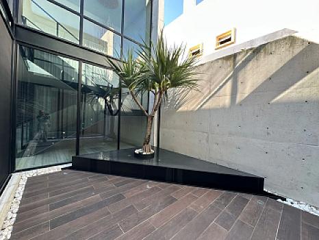 VIVE EN ESTA PRIVADA EXCLUSIVA