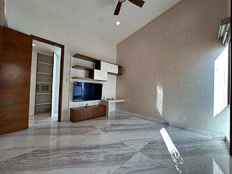 VIVE EN ESTA PRIVADA EXCLUSIVA